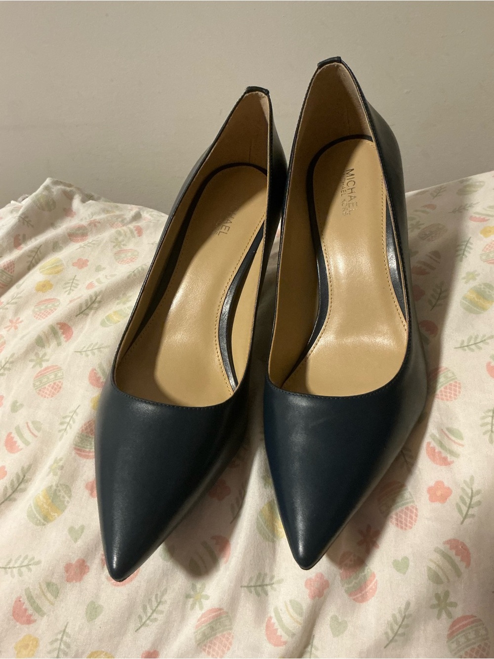 Michael Kors Navy Pointed Toe Leather Pumps